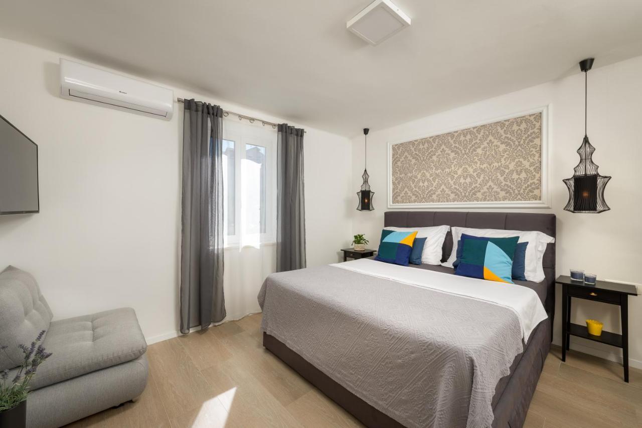 Villa Roko- The Spacious Luxury Trogir Eksteriør bilde